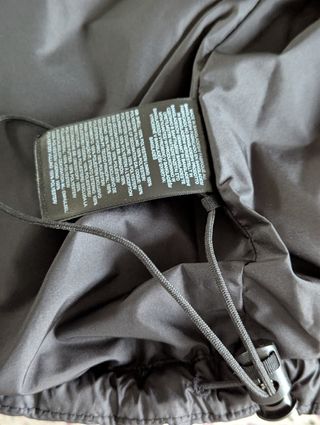 Chaqueta The North Face nueva - Limbara