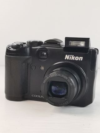 Nikon coolpix p6000