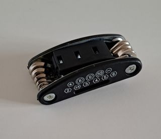 Attrezzi per riparazione di biciclettett