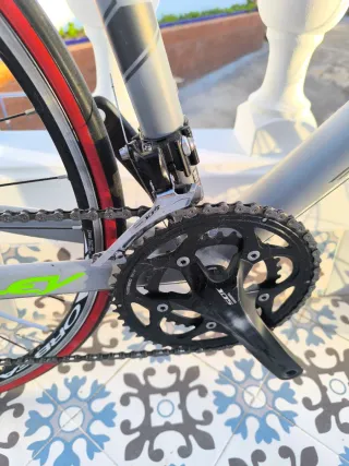 Bicicleta de carretera RIDLEY. Horquilla carbono