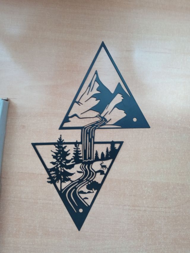 Decoracion pared bosque y montañas