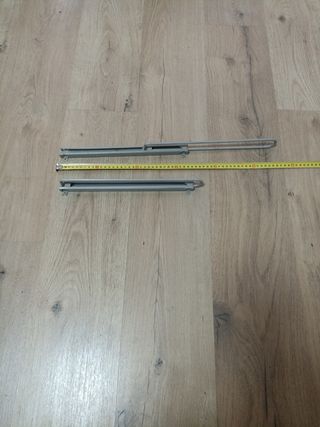 Perchero extraible para armario vestidor
