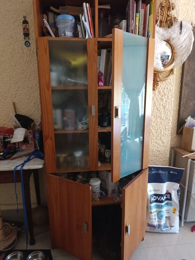 Vitrina caoba