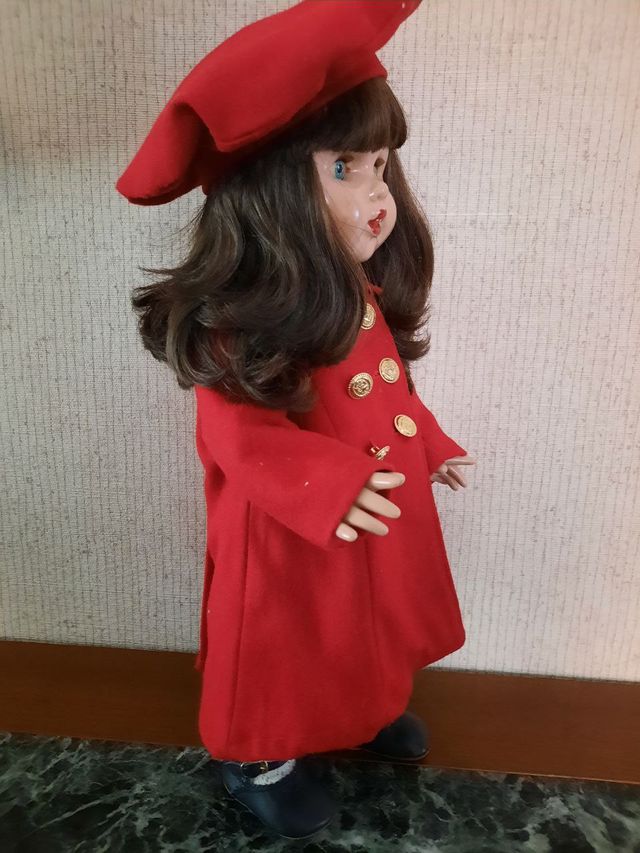 Mariquita Pérez original de 1998 abrigo rojo