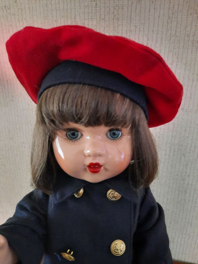 Mariquita Pérez original de 1998 abrigo azul