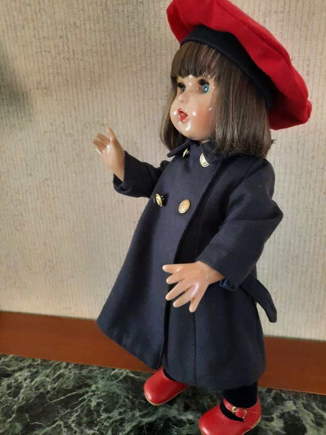 Mariquita Pérez original de 1998 abrigo azul