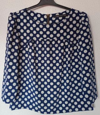 Blusa lunares Zara