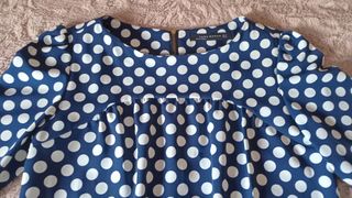 Blusa lunares Zara