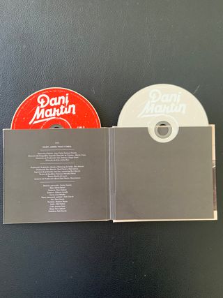 Pack 3 CD ́s y DVD Música española