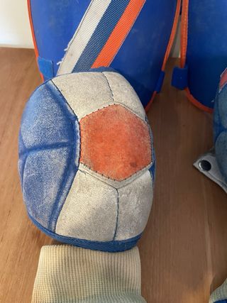 PROTECCIONES HOCKEY PATINES ANTIGUAS