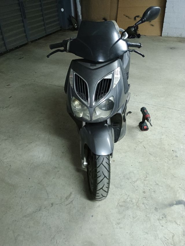 Carenado completo  Aprilia sportcity 