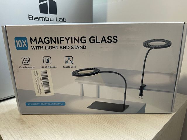 Lupa de aumento para modelismo