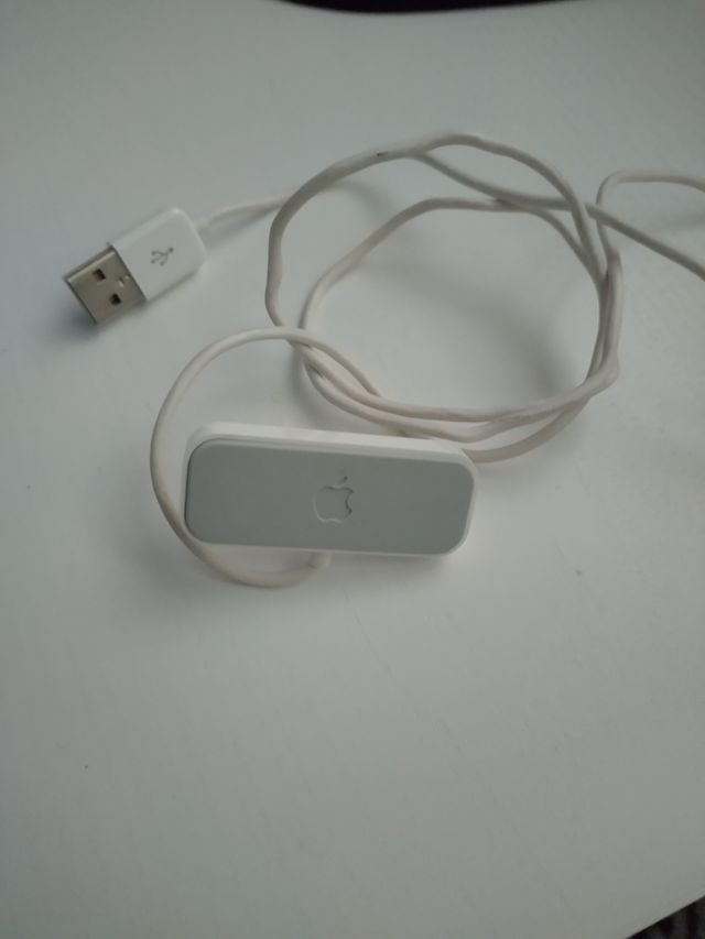 Cavo originale Apple per iPod (30 pin), compatibile con vecchi modelli di iPod, iPhone e iPad