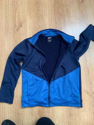 Chaqueta deportiva Nike 12-13 años