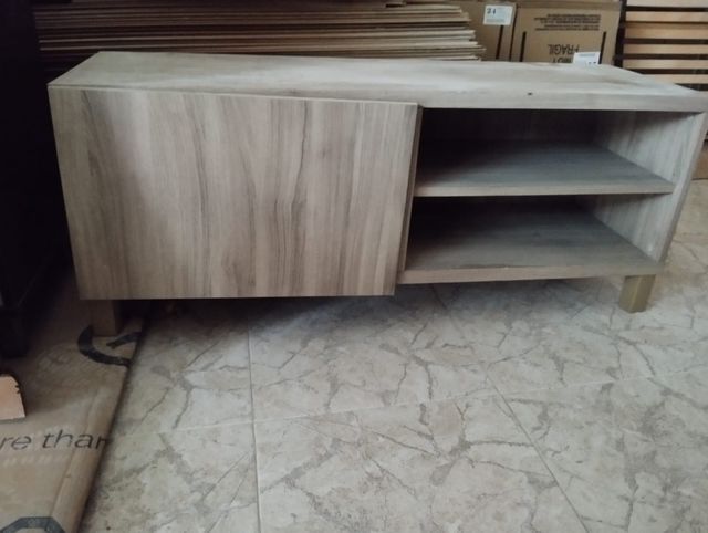 Vendo un mueble de madera para salon 