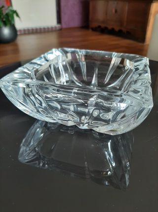 Posacenere in cristallo tagliata