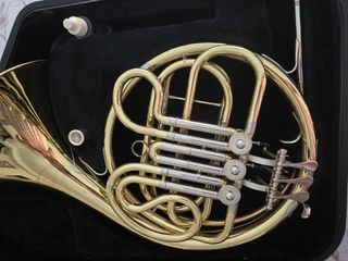 Trompa Jupiter JHR 752