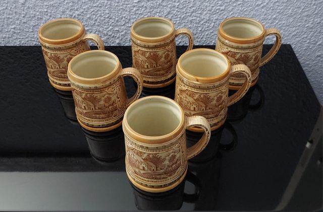 JARRAS DE CERVEZA DE CERÁMICA JAPONESA