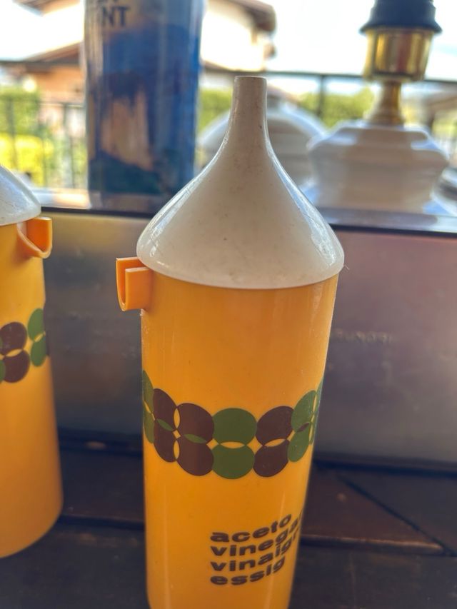Set anni 70 olio aceto sale e pepe 