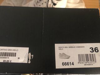 Zapatillas de piel de Carmela