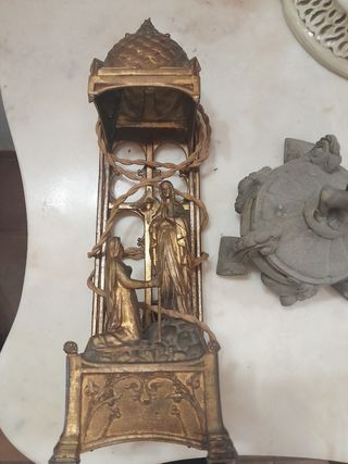 Caja música virgen capilla modernista