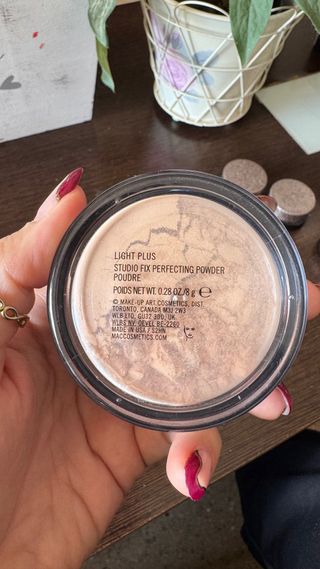 Mac perfecting powder