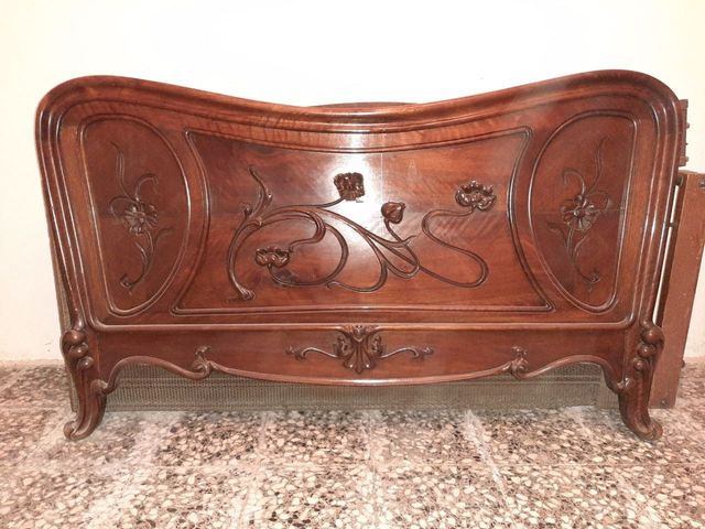 Cama modernismo catalán