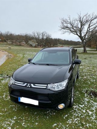 Mitsubishi Outlander 2013