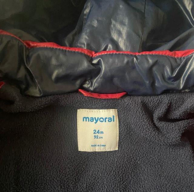 Abrigo con capucha Mayoral