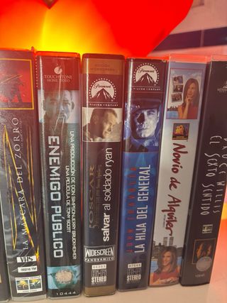 16 Cintas VHS de Películas Clásicas