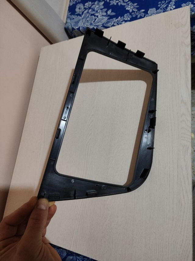 Pieza consola SEAT LEON II