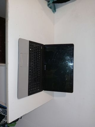 Ordenador PAKARD BELL