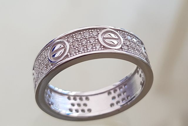 Anillo en plata de ley 925 y brillantes circonita
