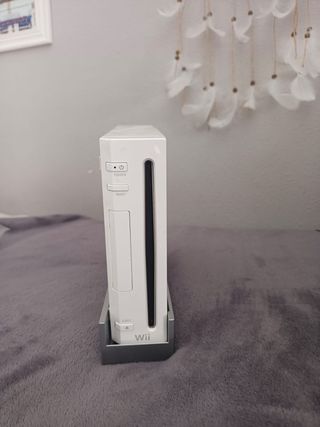 Wii + 8 juegos + mandos+ micrófonos 