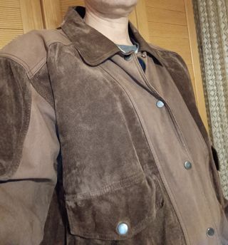 Cazadora de ante marrón