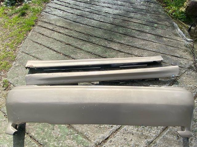 Parachoques trasero y taloneras audi a4 b5