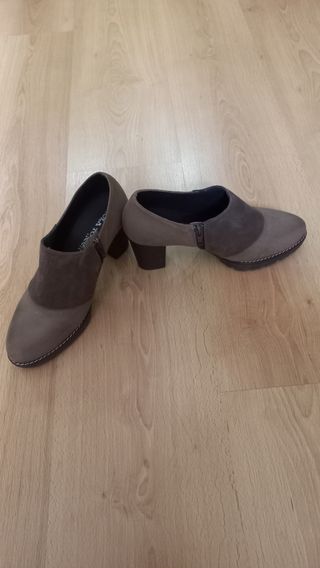 Botín zapato piel tacón, marrón nuevos, num. 38