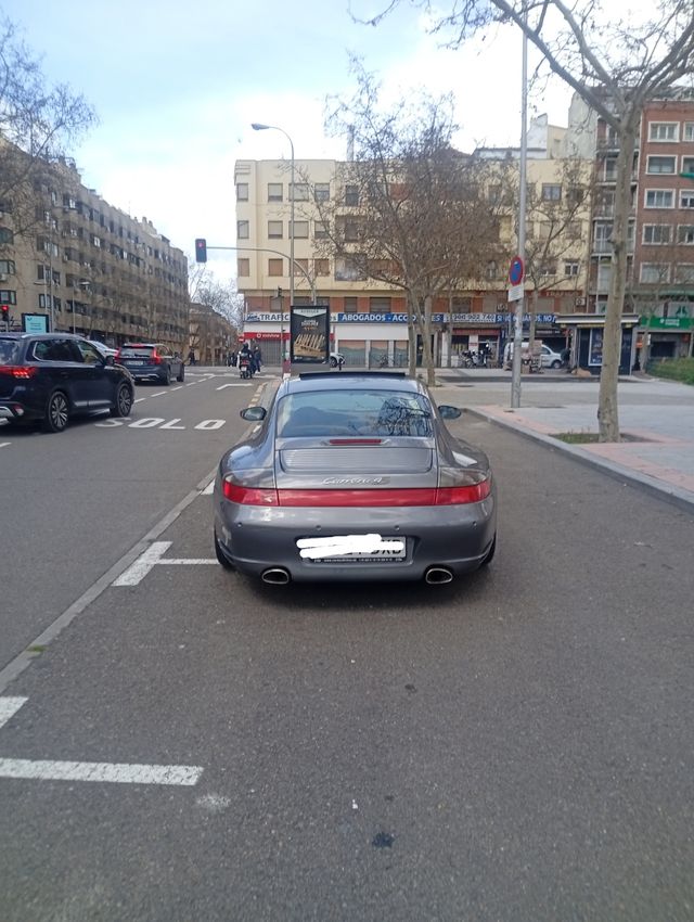Porsche 911 2002