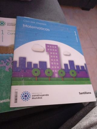 Libros de primero Santillana 