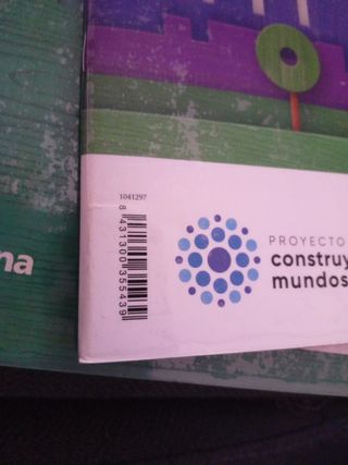 Libros de primero Santillana 