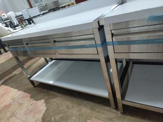 Mesa trabajo cajones 140