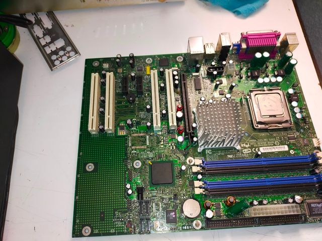 Set di piastre di base per PC