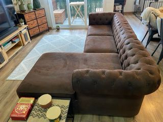Sofa cama chesterfield con chaise longue