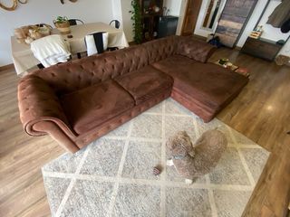 Sofa cama chesterfield con chaise longue