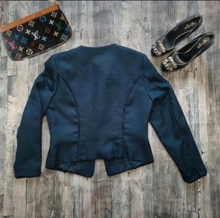 Blazer H M
