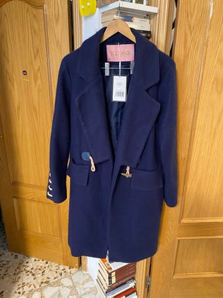 Abrigo nuevo