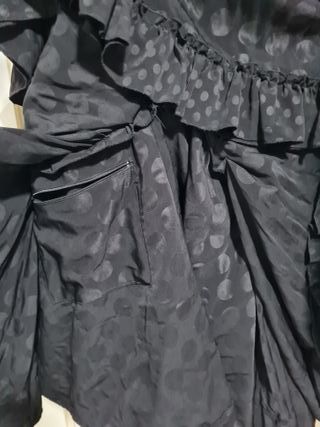 Traje de flamenca negro,a medida aprox. talla 44  