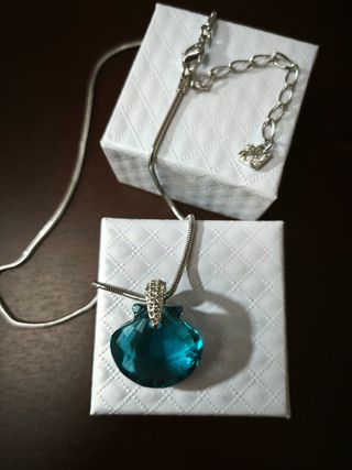  SWAROVSKI auténtico Colgante y cadena NUEVO.