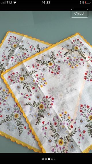 Coppia di fazzoletti degli anni ‘80