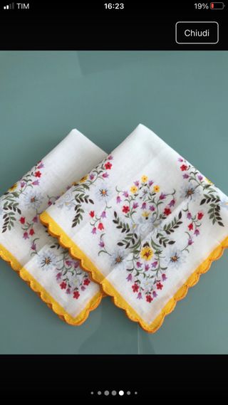 Coppia di fazzoletti degli anni ‘80